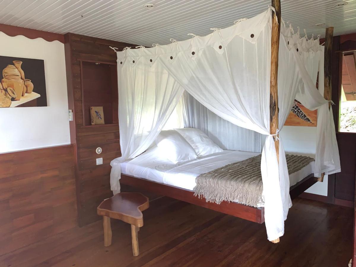 Domaine Karaibes Villa Deshaies Bagian luar foto