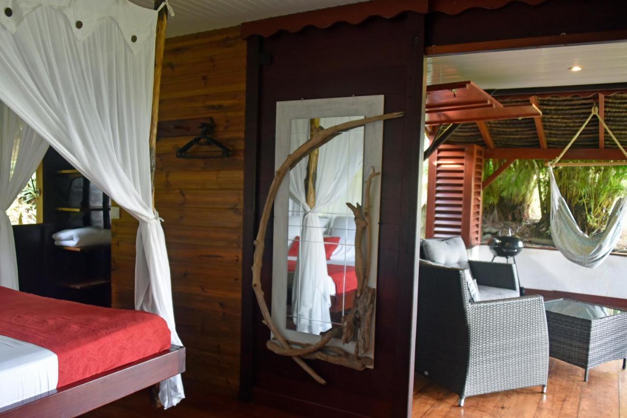 Domaine Karaibes Villa Deshaies Bagian luar foto