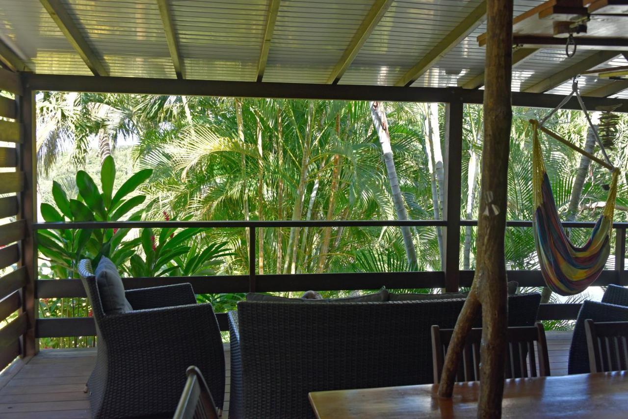 Domaine Karaibes Villa Deshaies Bagian luar foto